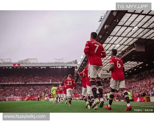 乌得勒支主场迎战阿贾克斯强强对决引发球迷热议与期待 乌得勒支主场迎战阿贾克斯强强对决引发球迷热议与期待